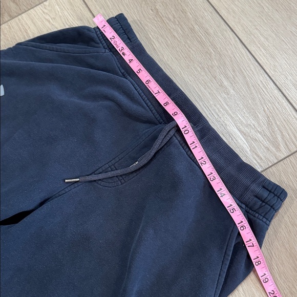 Under Armour Logo Black Joggers Sz XL Distressed Loungewear Comfy Relaxed - Picture 6 of 10